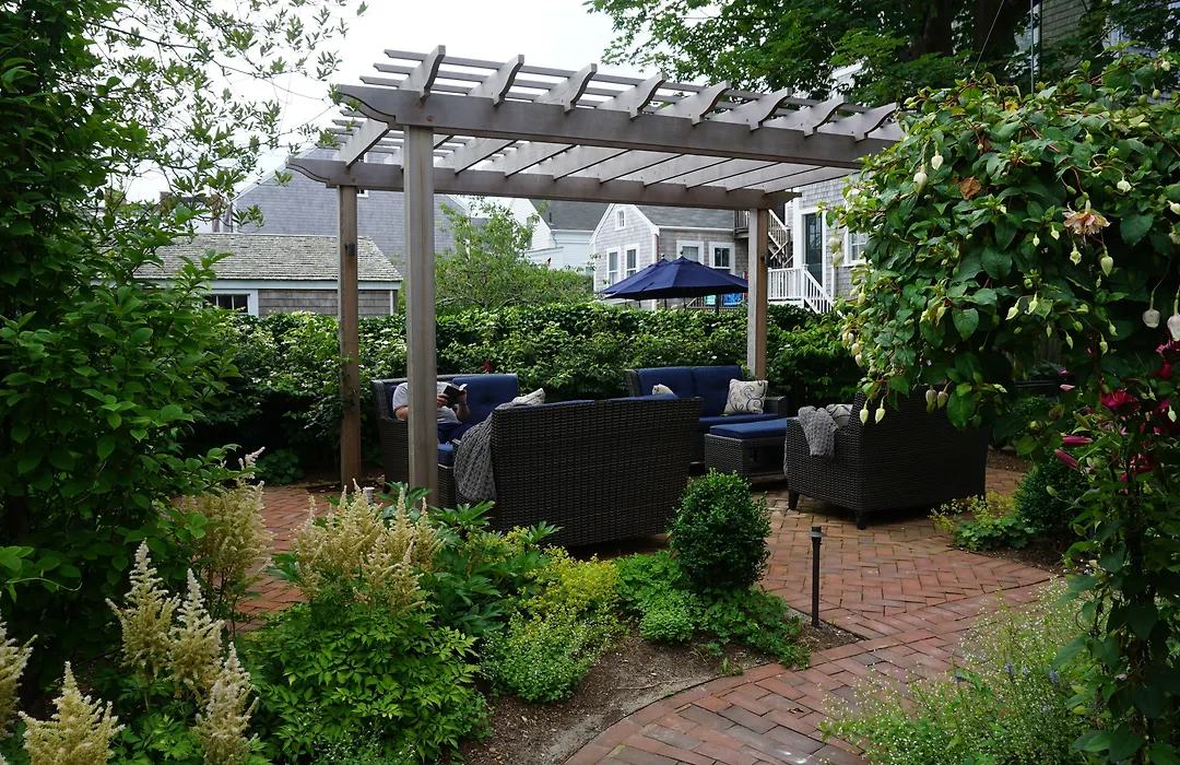 Brass Lantern Inn-1